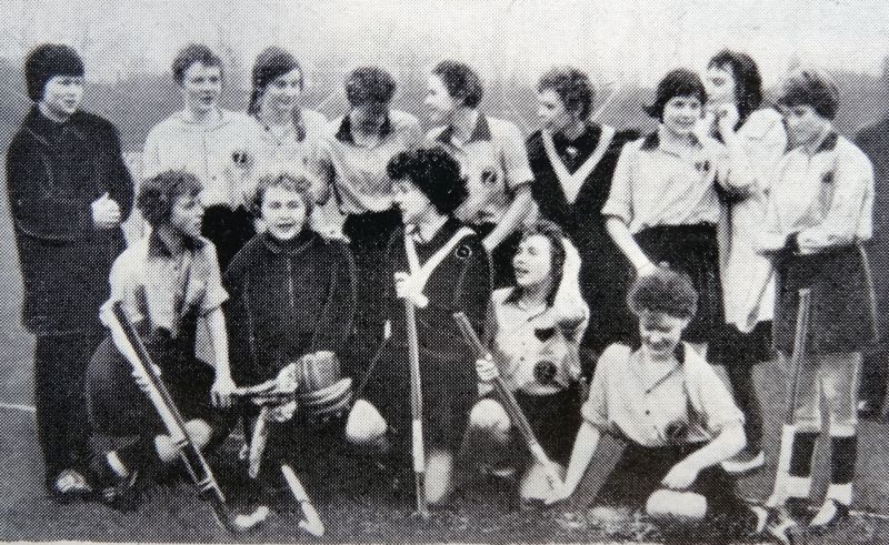 tl_files/verein/bilder/Chronik/Hockey DaMeister 62.JPG